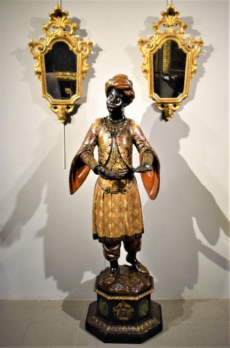 Serviteur en livrée dorée - Grande sculpture, Venise XVIIIe siècle - Objet de décoration Style Louis XV
